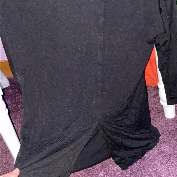 Black shirt - Picture 3 of 3
